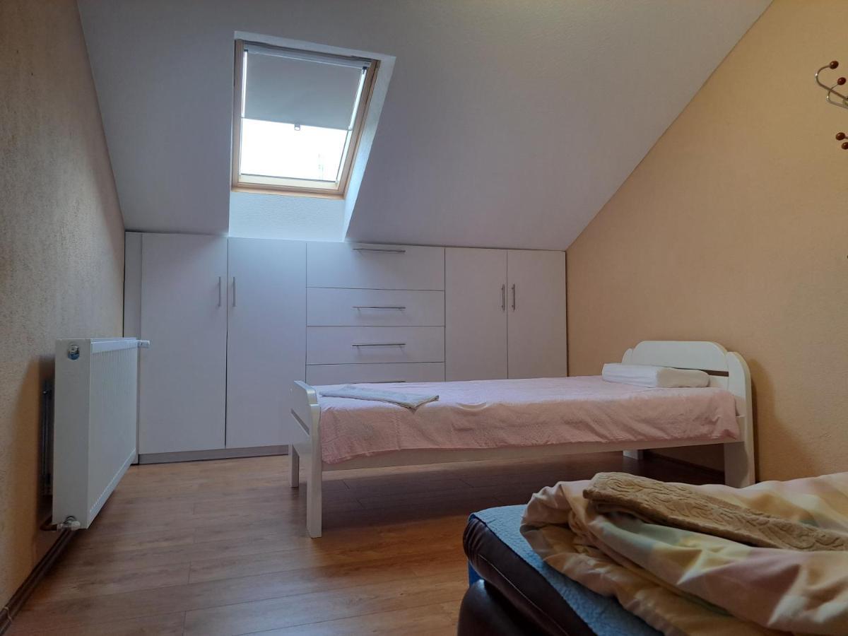 Apartman Avram Kotor Varos Buitenkant foto